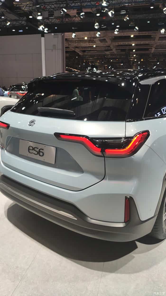 【2021上海车展】实拍蔚来汽车es6