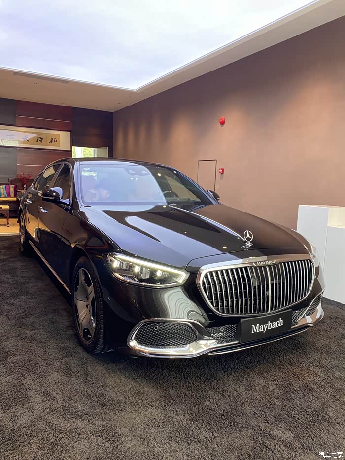 这是最新的迈巴赫s480