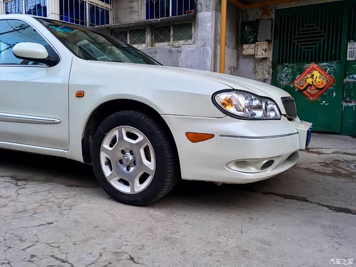 【图】白色a33 diy喷双色轮毂_风度论坛_汽车之家论坛
