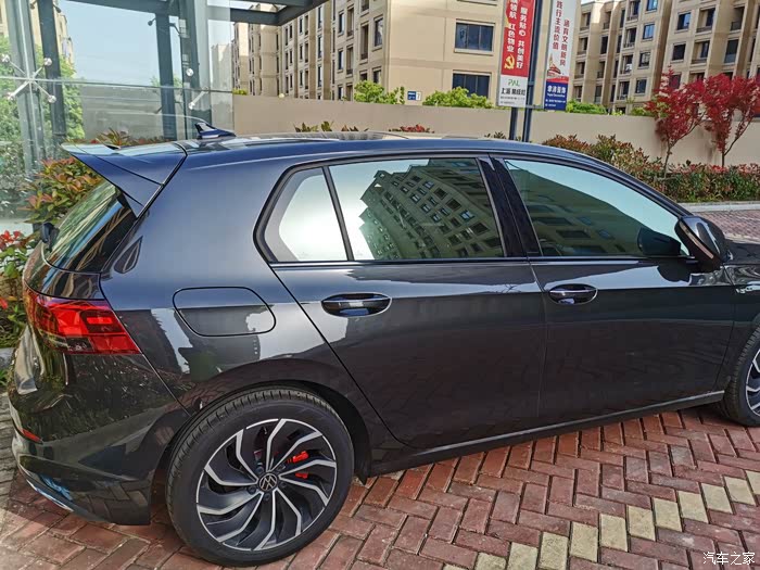 【图】高8 pro 锰石黑 打算慢慢改成黑武士_高尔夫论坛_汽车之家论坛