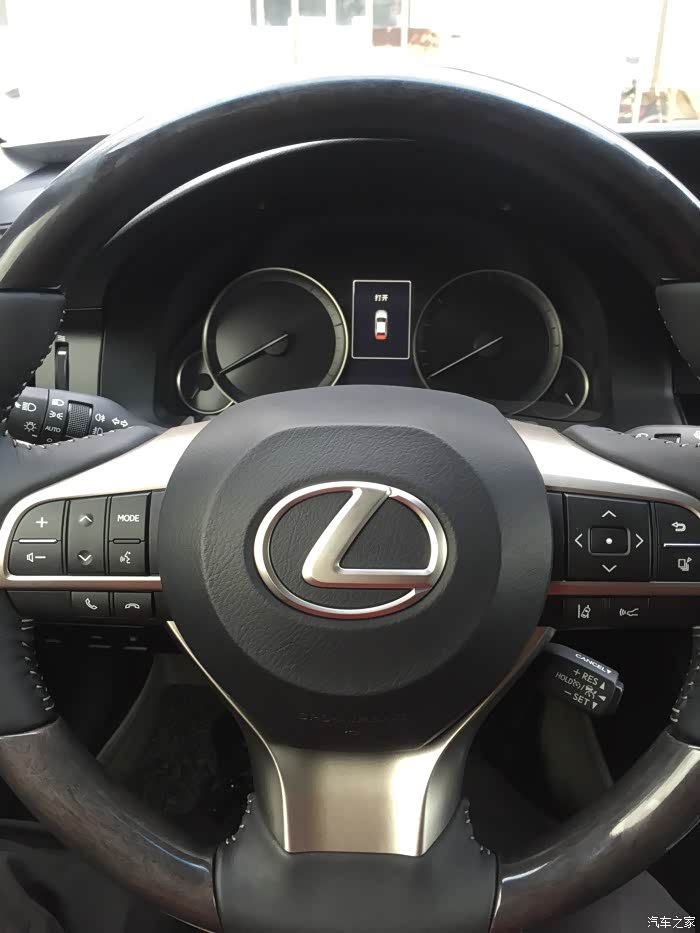 实木方向盘之es200.