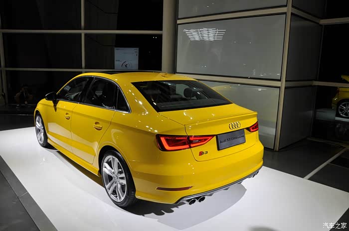 【直击奥迪峰会暨新a4l上海发布,试驾多角度图片观感】-深蓝作业