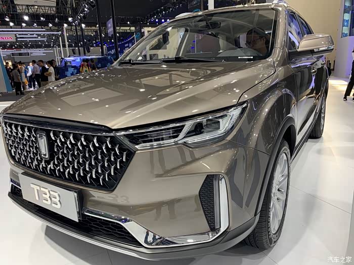 奔腾t33整体外观时尚霸气