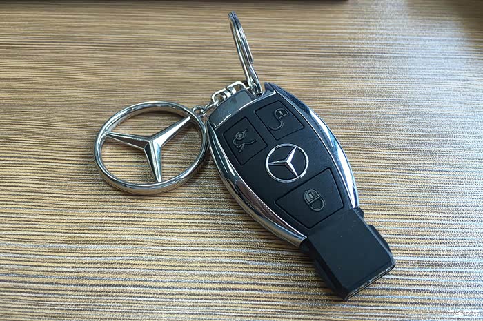 【图】黑外黑内e260立标豪华8000公里作业_奔驰e级论坛_汽车之家论坛