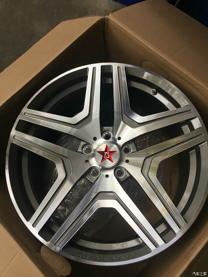 用心分享红星闪闪照我战斗轮毂变形记