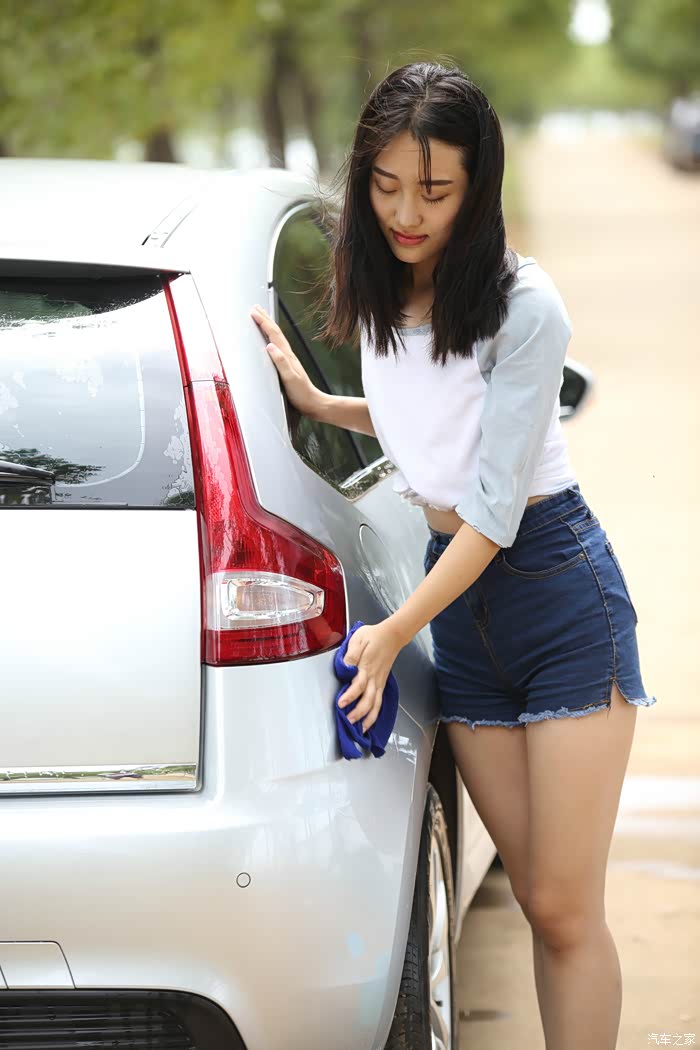 媳妇帮忙来洗车咯(福利帖)