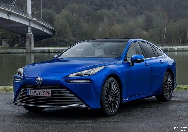 3分钟补能,能跑850k m,年轻运动的丰田mirai