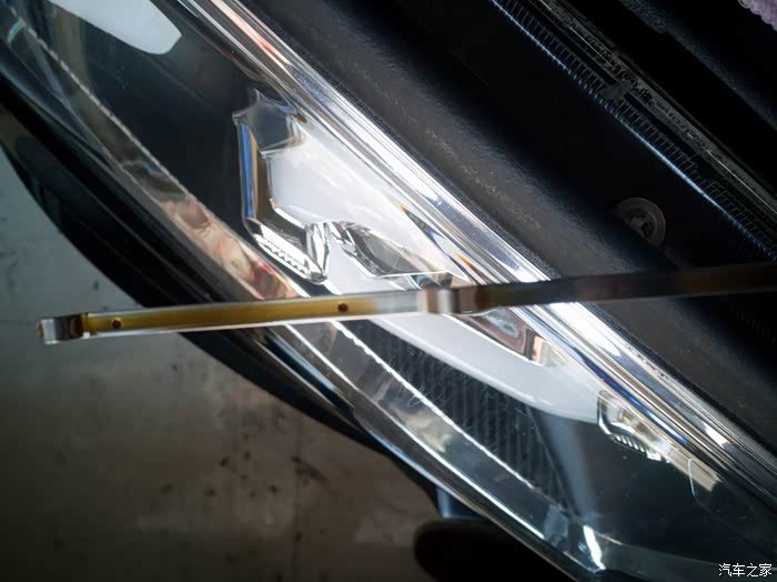 汉兰达机油尺的观察