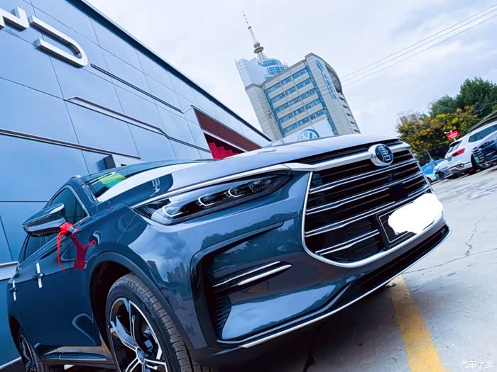 秋天收获一份迟到的礼物比亚迪唐dmi