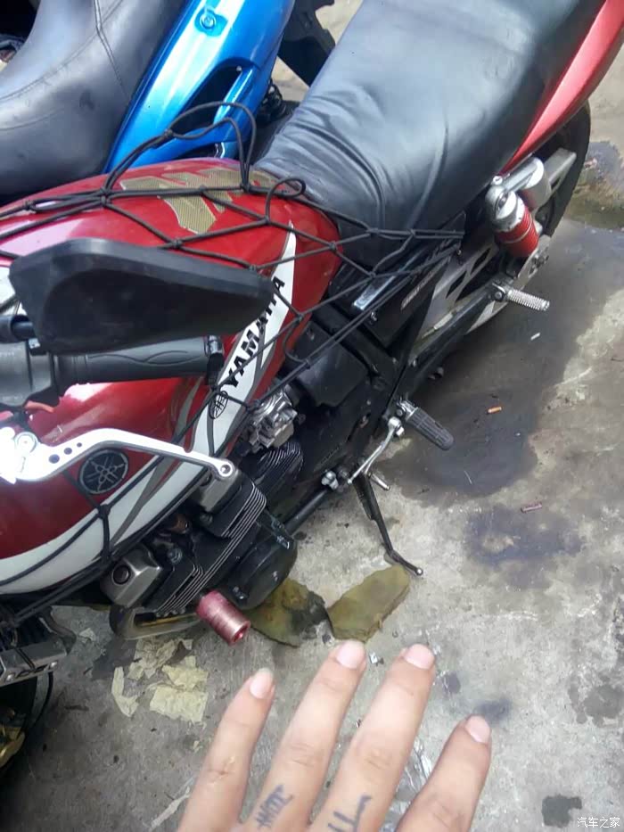 雅马哈小贱人xjr400