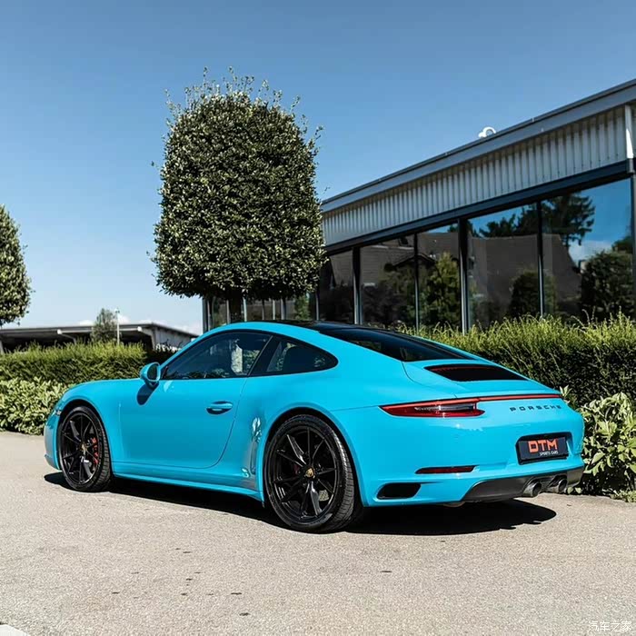 保时捷911 carrera 4s(迈阿密蓝)