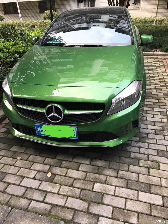 奔驰a级 a180碧玺绿提车一个月了,来交个作业