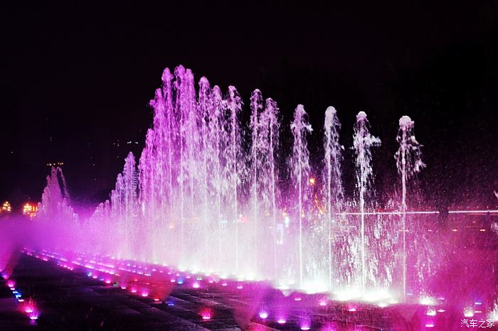 南滨路音乐喷泉图片