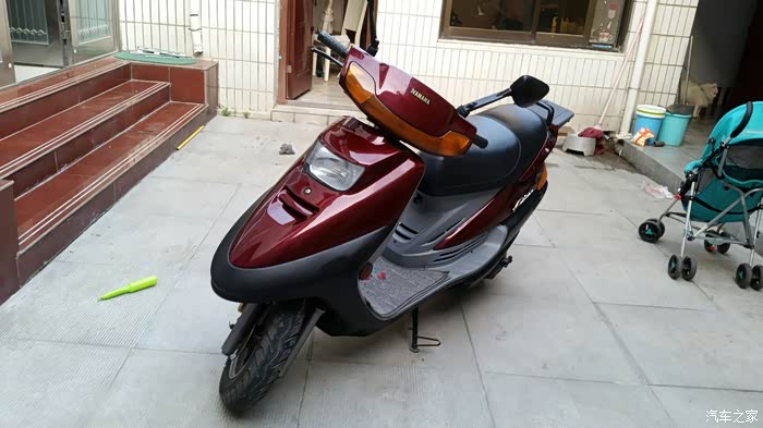 存放十六年的雅马哈凌鹰125