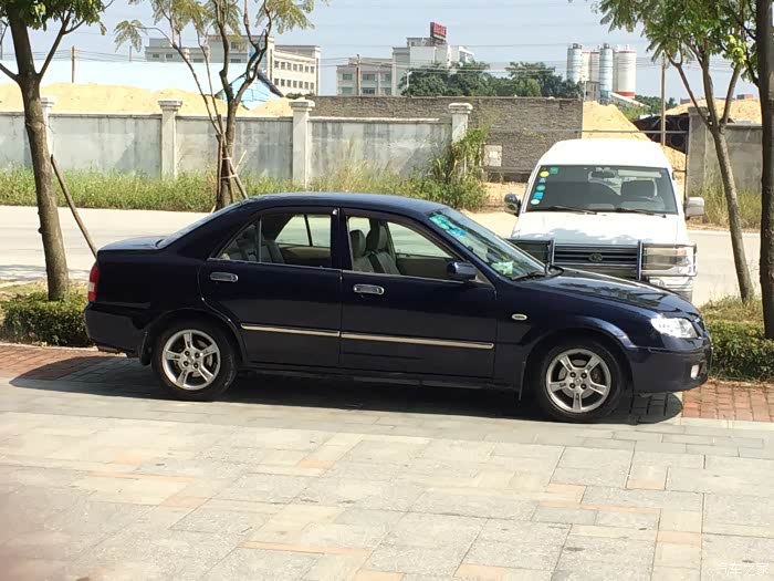 老车正当年 03年海南马自达323 1.8sdx