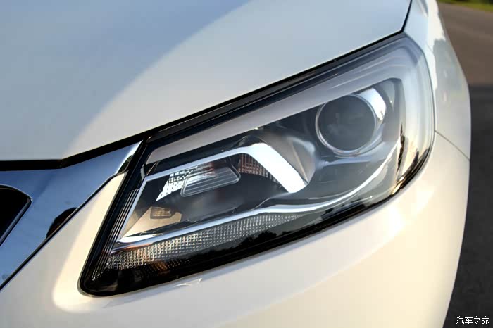 大步向前,携大白爱妻闪亮登场!