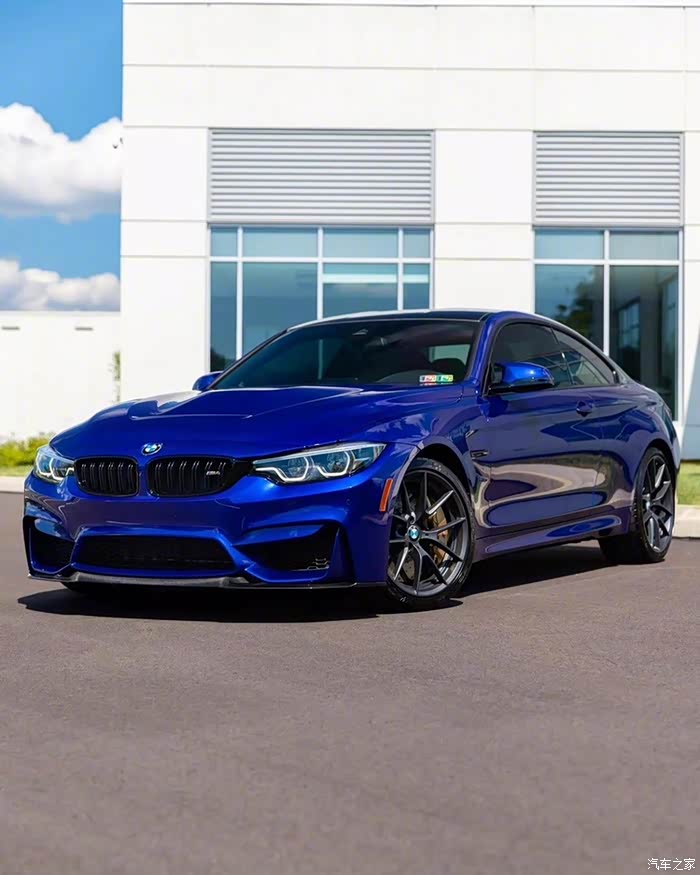 宝马m4 cs圣马力诺蓝,m家族硬核选手! ?这个蓝色简直太迷人了