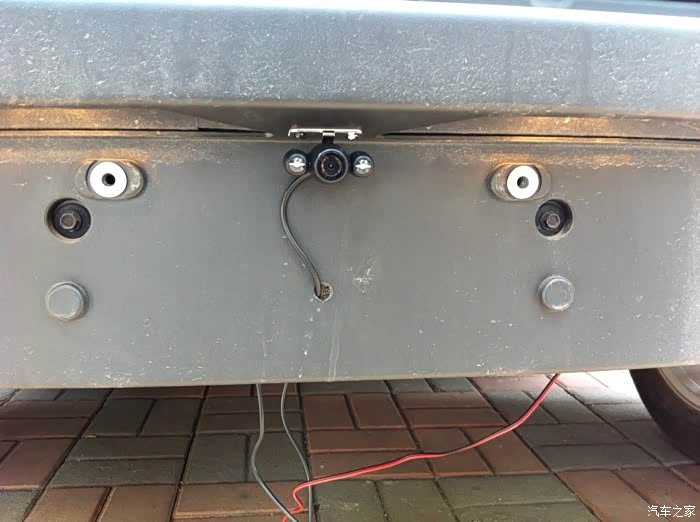 翼博倒车摄像头安装位置求教