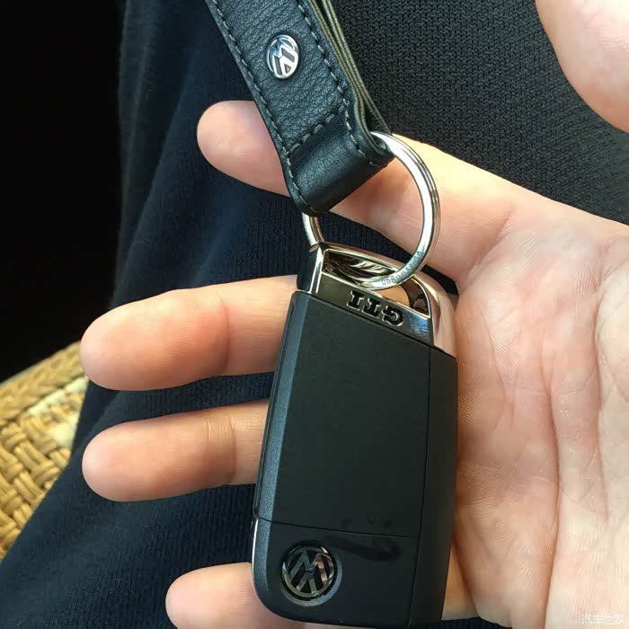 【图】gti7钥匙怎么换上送的那个金属底座啊_高尔夫gti论坛_汽车之家