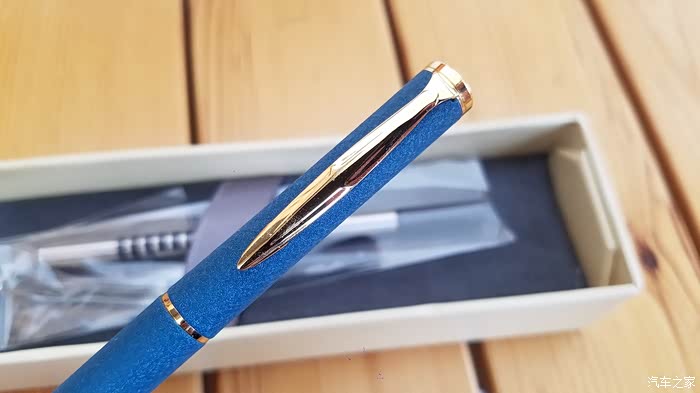 万物复苏送福利评测duke海绵蓝磨砂宝珠笔