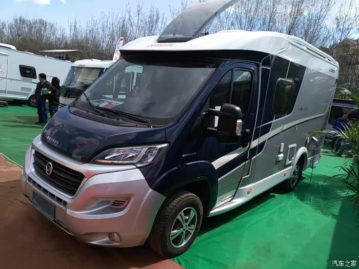 阳春三月北京房车大世界踏青