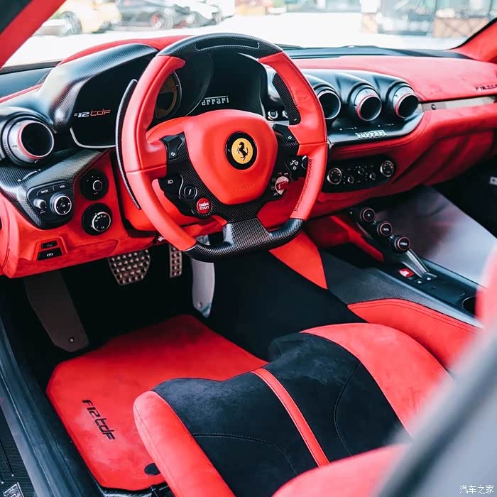 【图】漂亮的红色跃马 ferrari f12 tdf_法拉利论坛_汽车之家论坛