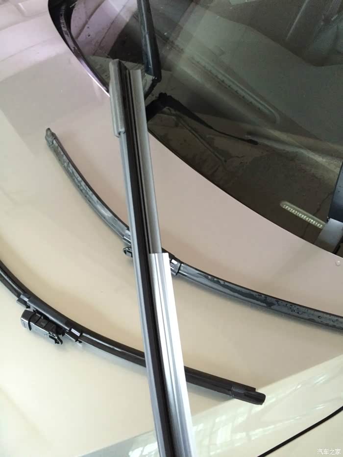 14改款速腾自己动手更换雨刮器作业