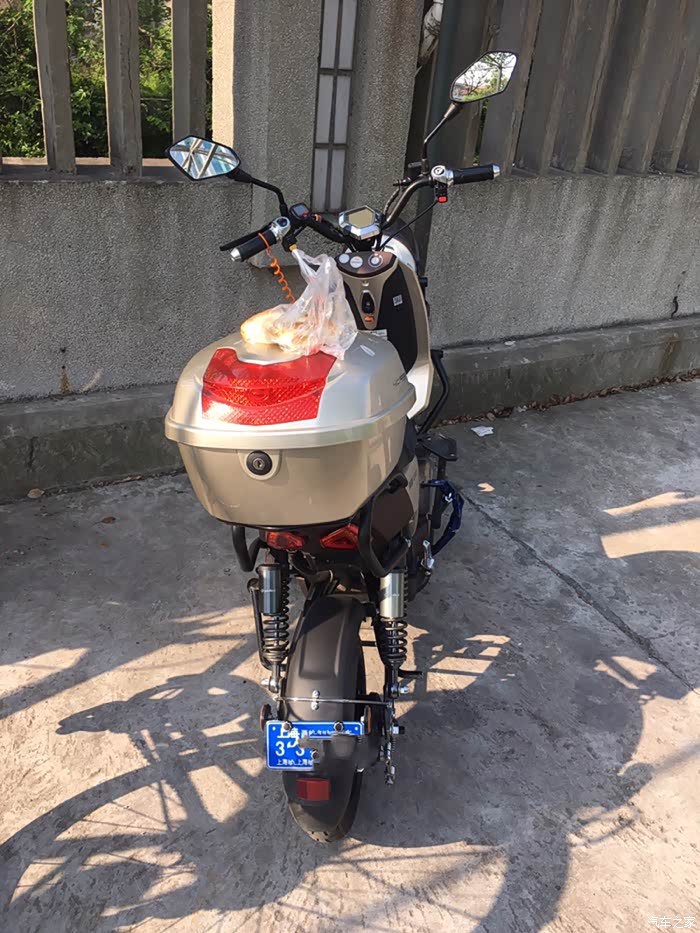 买来4280的雅迪xvan现在啥价格抛