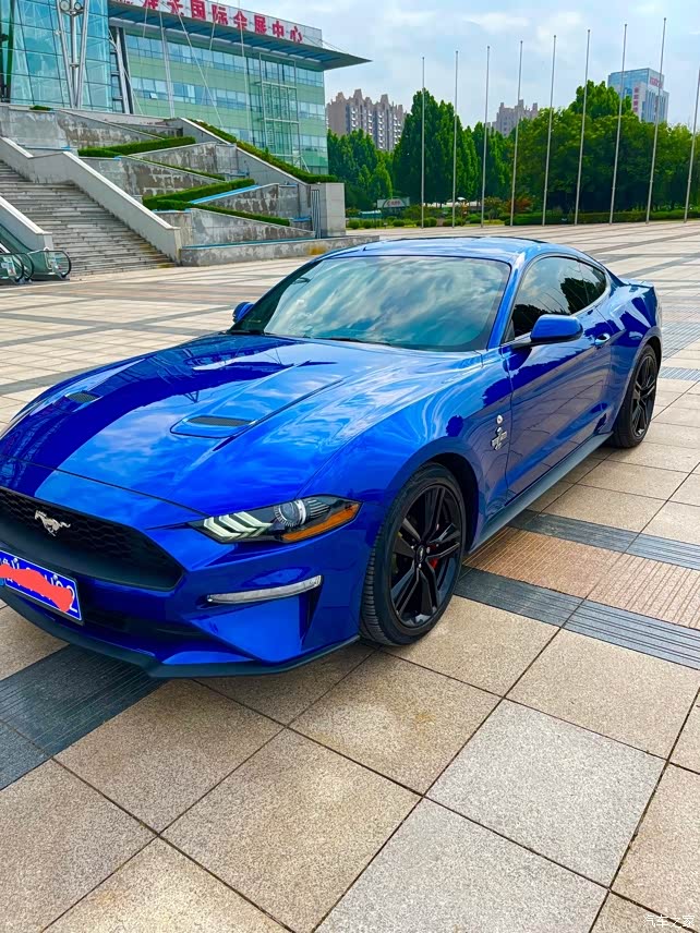 山东出18款美规野马10速蓝色