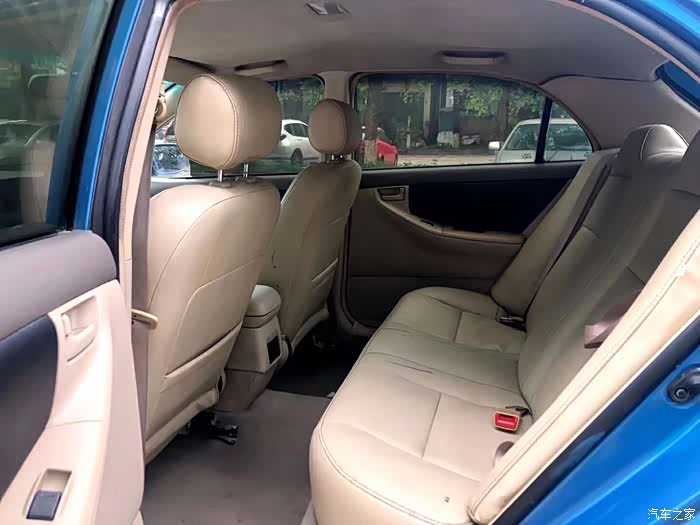 比亚迪少有的两厢车f3r