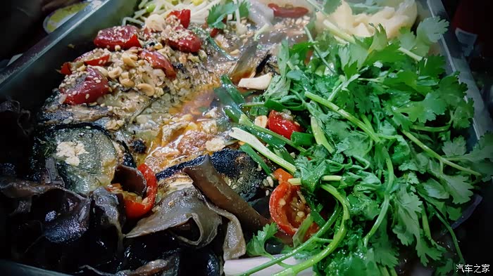 "揭秘夜生活：KTV新闻资讯全攻略，让你成为夜场达人！"(图4)