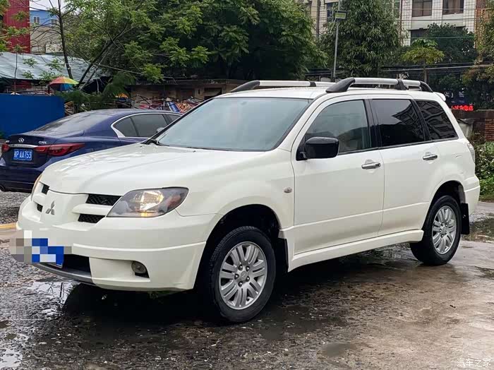 老款三菱欧蓝德性价比还是很高的