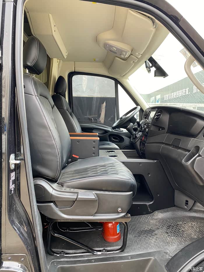 【图】我的567内饰篇_依维柯欧胜论坛_汽车之家论坛