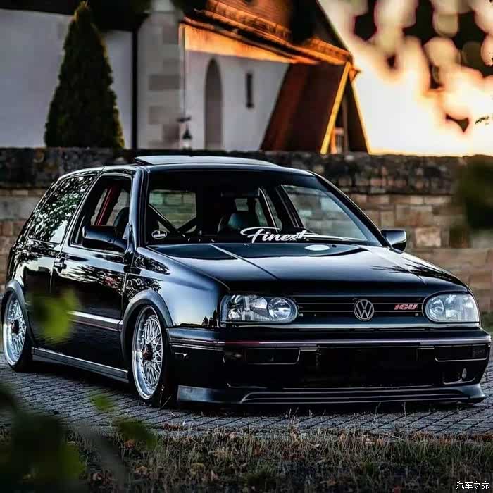 mk3golfgti16v干干净净的姿态范儿