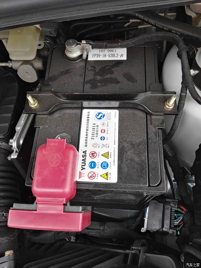 全坛装潢第二贴——v70装氙气大灯与胎压监测