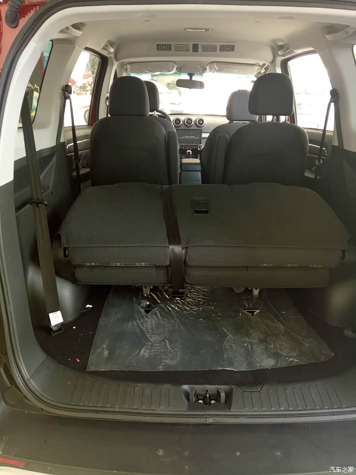 超空间正我们所选.后排座椅可以止跌!