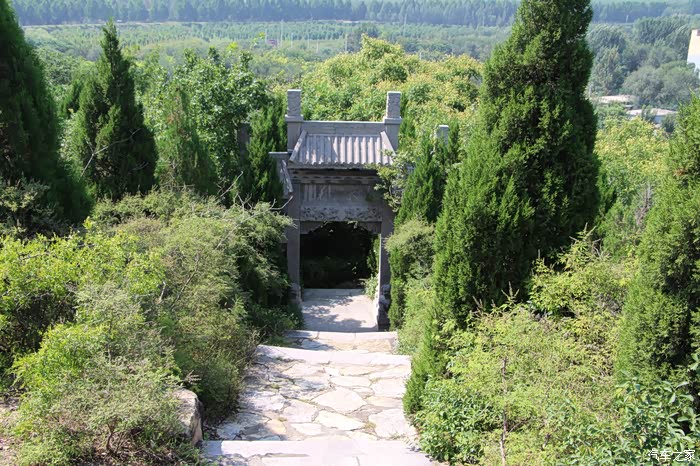 聊城东阿曹植墓