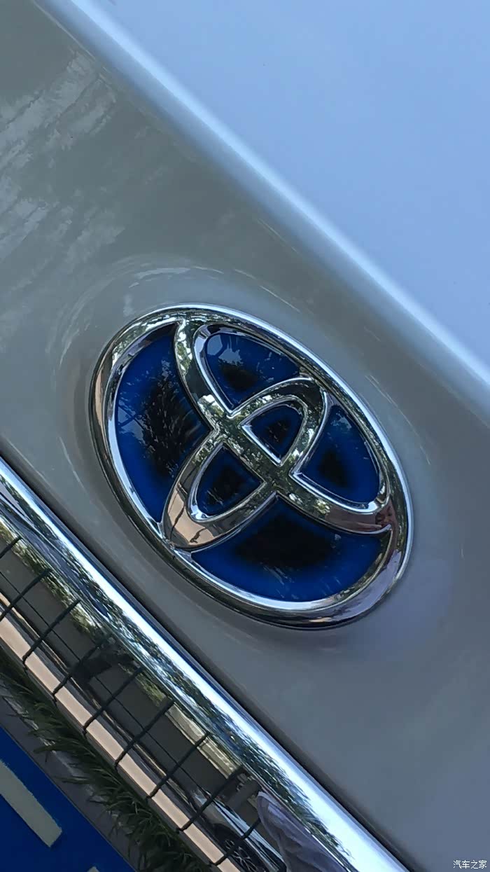 雷凌混动车标完美替换汽油版车标!