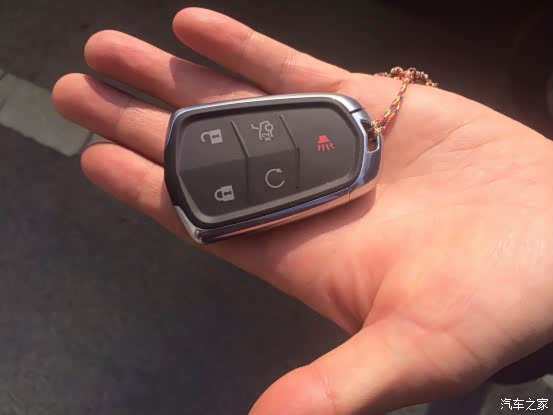 终于等到你,我的小老婆-凯迪拉克ct6 40t铂金版提车作业