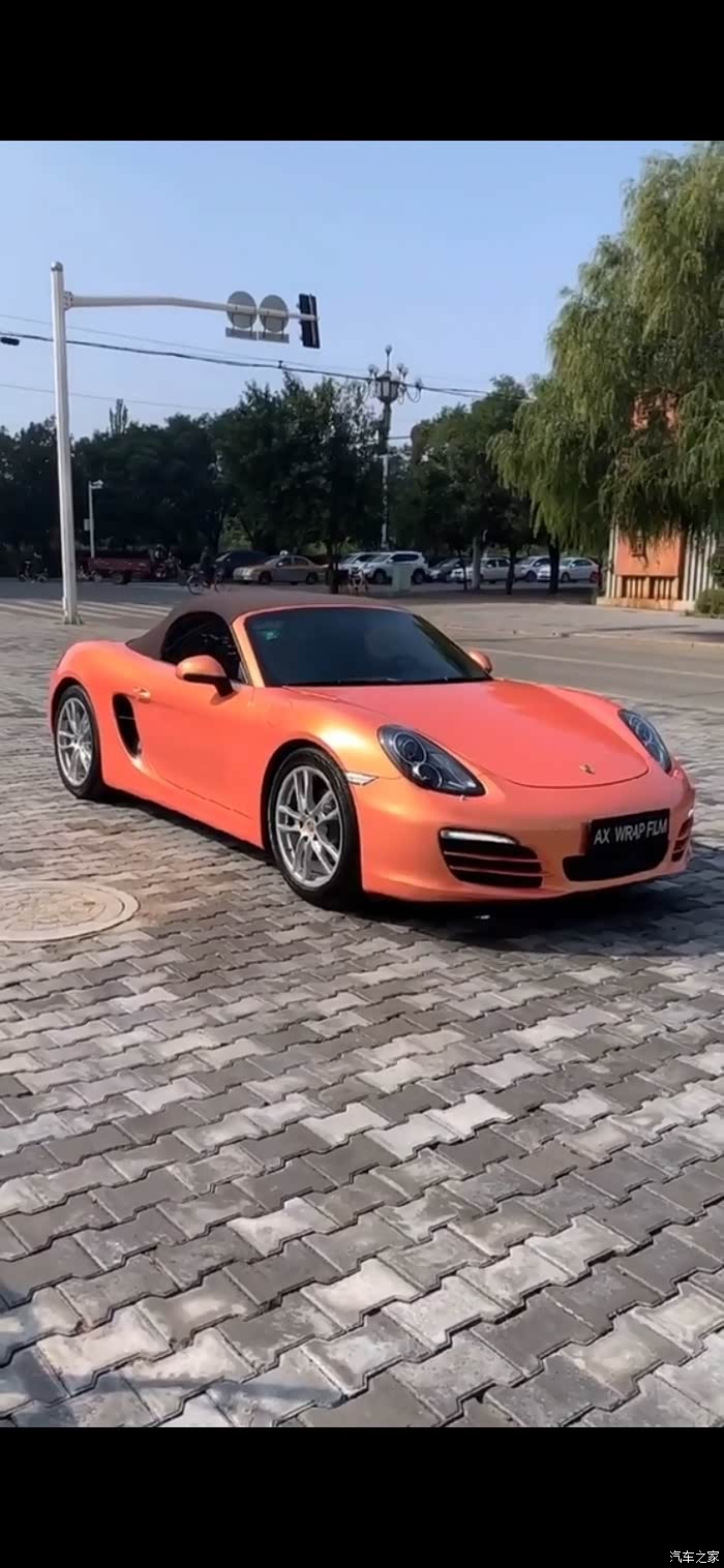 橙色风暴保时捷718