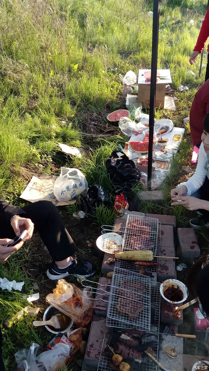 duangduang小区江淮三剑客相约秀丽小湖边烧烤啦求精