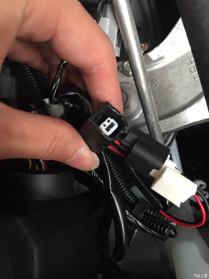 【图】led大灯那个日行灯插头插哪里?急!_飞度论坛_汽车之家论坛