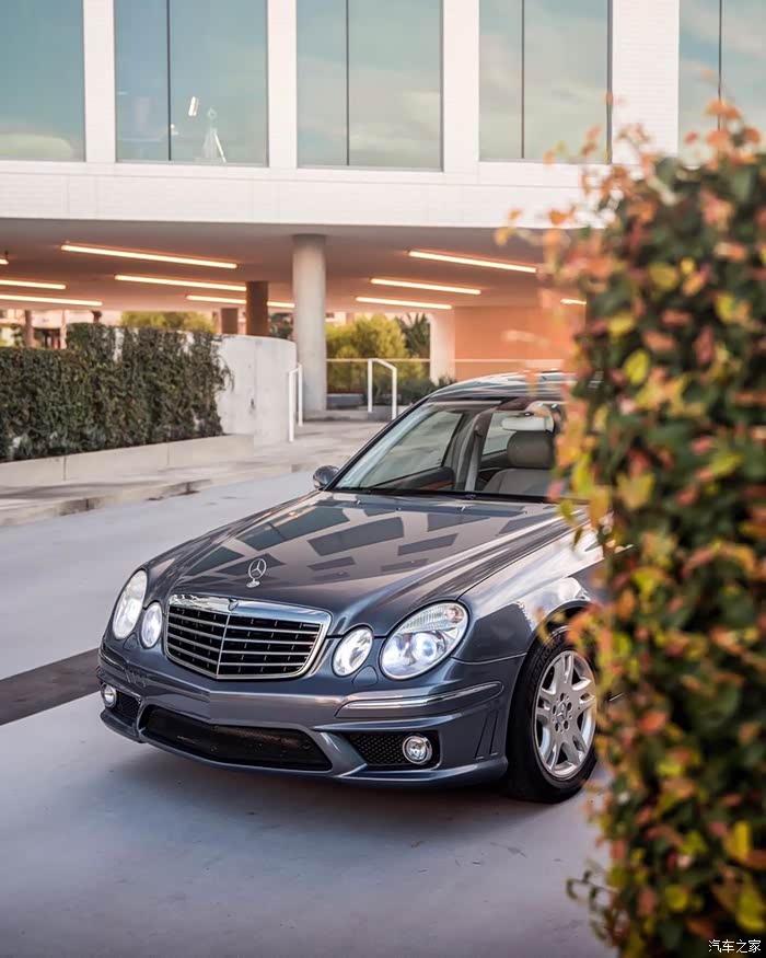 奔驰w211 e55 amg,真低调