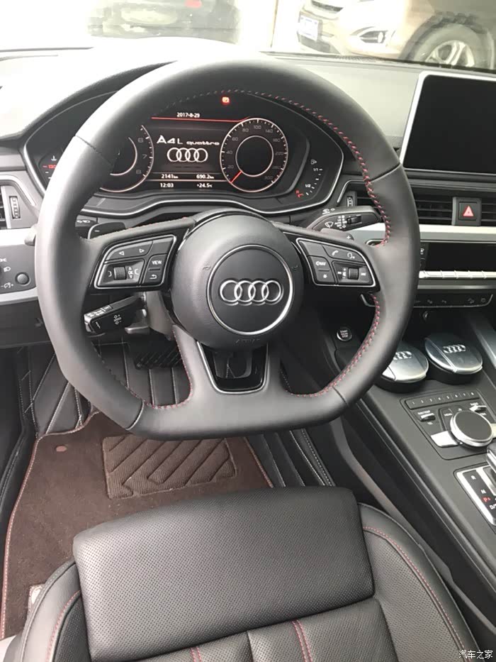 【图】45特别版的平底方向盘和轮毂轮胎有没有人要_奥迪a4l论坛_汽车