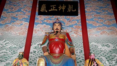 商丘张巡祠一游(附八关斋记)