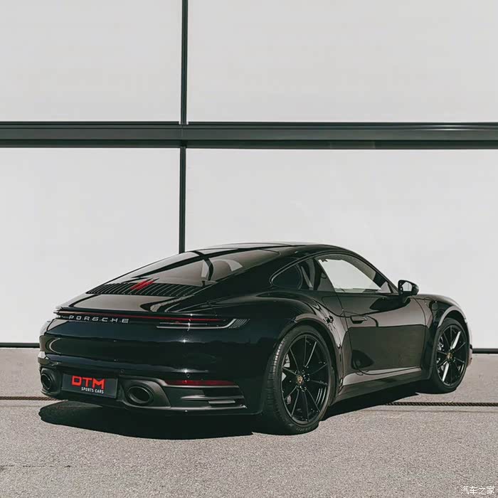 保时捷911少见的黑武士配色太香了