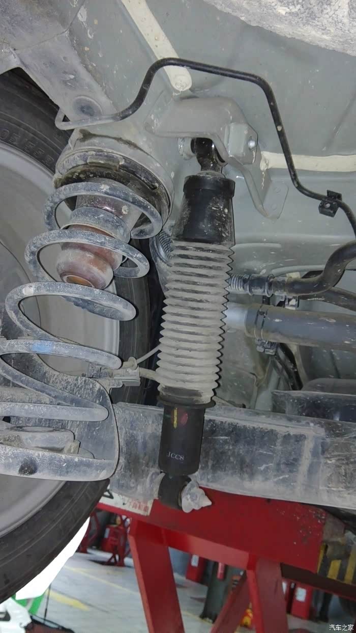 【图】换避震器喽_起亚k3/k3s论坛_汽车之家论坛