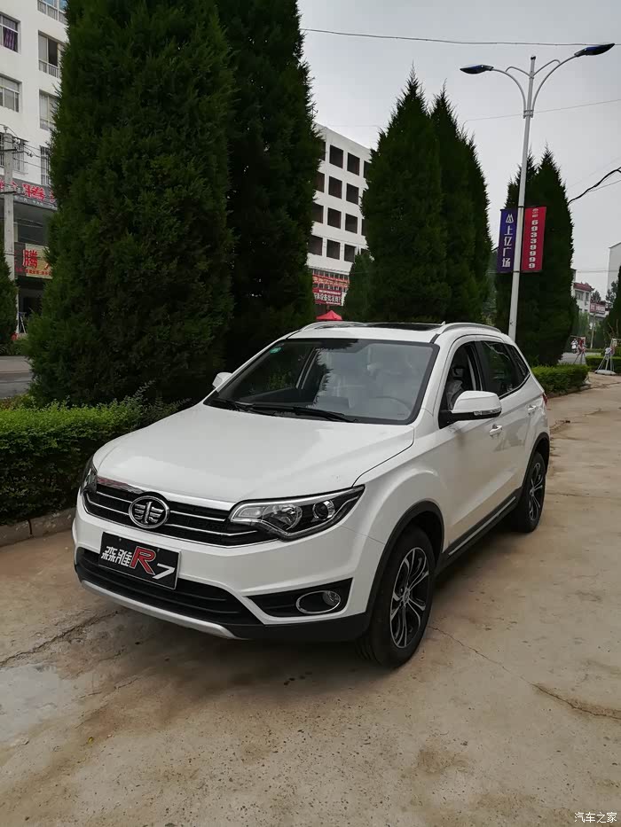 【一汽森雅r7自胜再礴发】17款r7提车回家忍不住疯狂拍照!