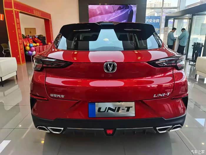 【图】为什么,我非常喜欢这个红色的uni-t_长安uni-t论坛_汽车之家