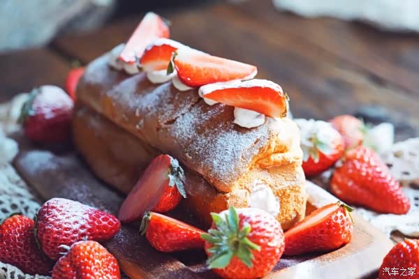 【积分大放送】北海道雪藏蛋糕 鲫鱼豆腐汤